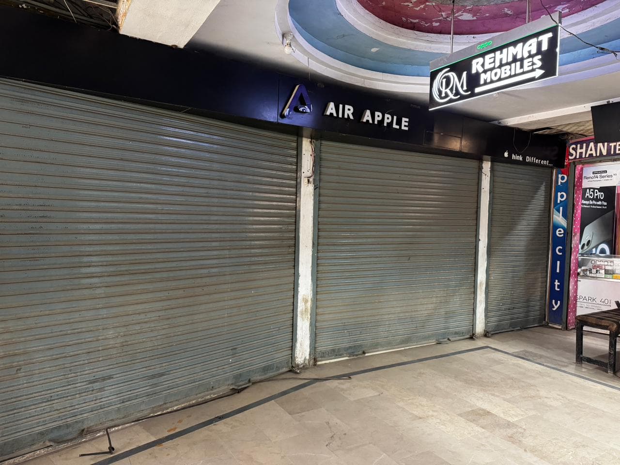 Air Apple Mobile Shop image 3