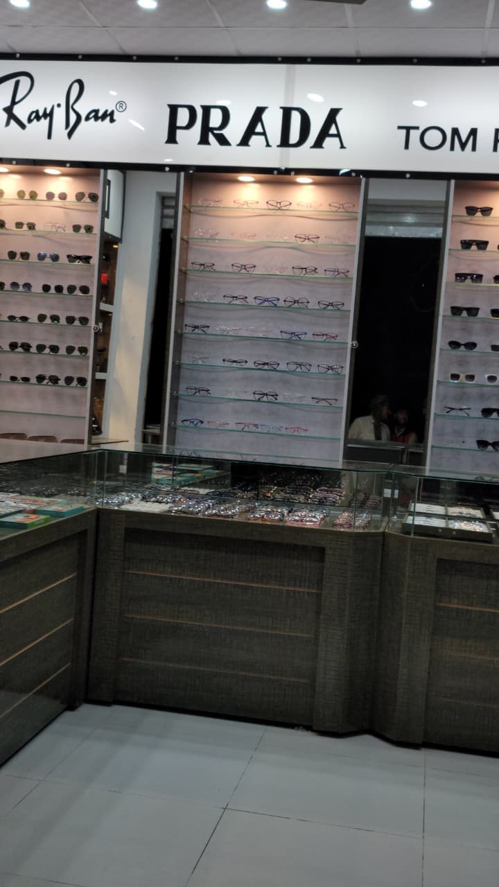 Al Aziz Optics image 5